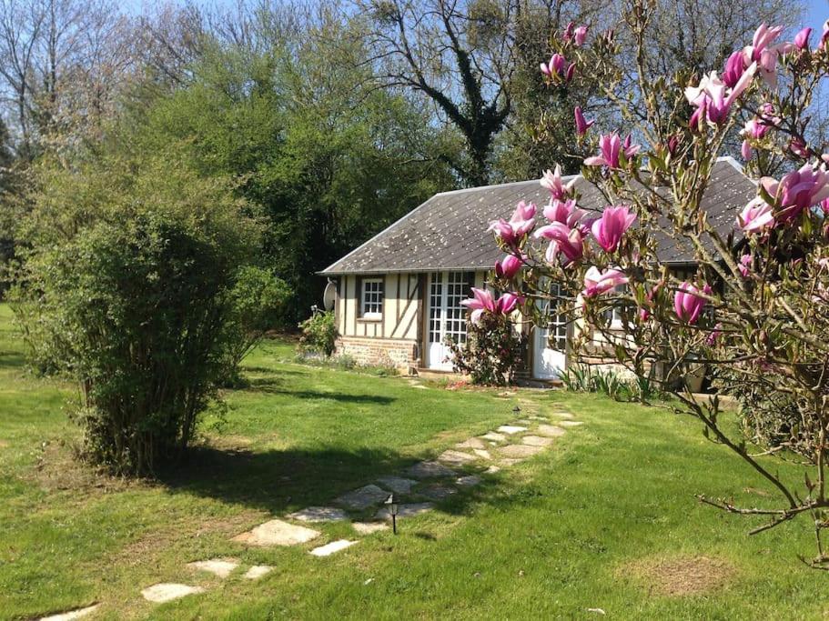 Domaine Du Bois L'Abbe Villa Epaignes Exterior photo